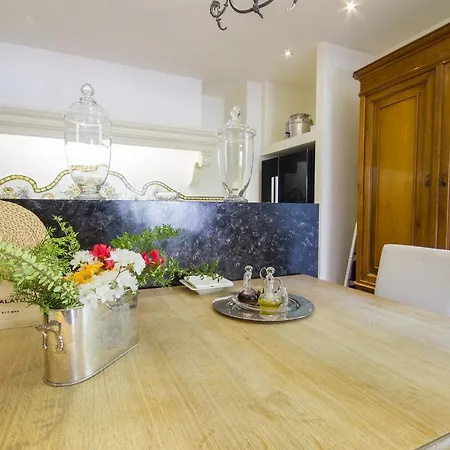 Concetta Villa *